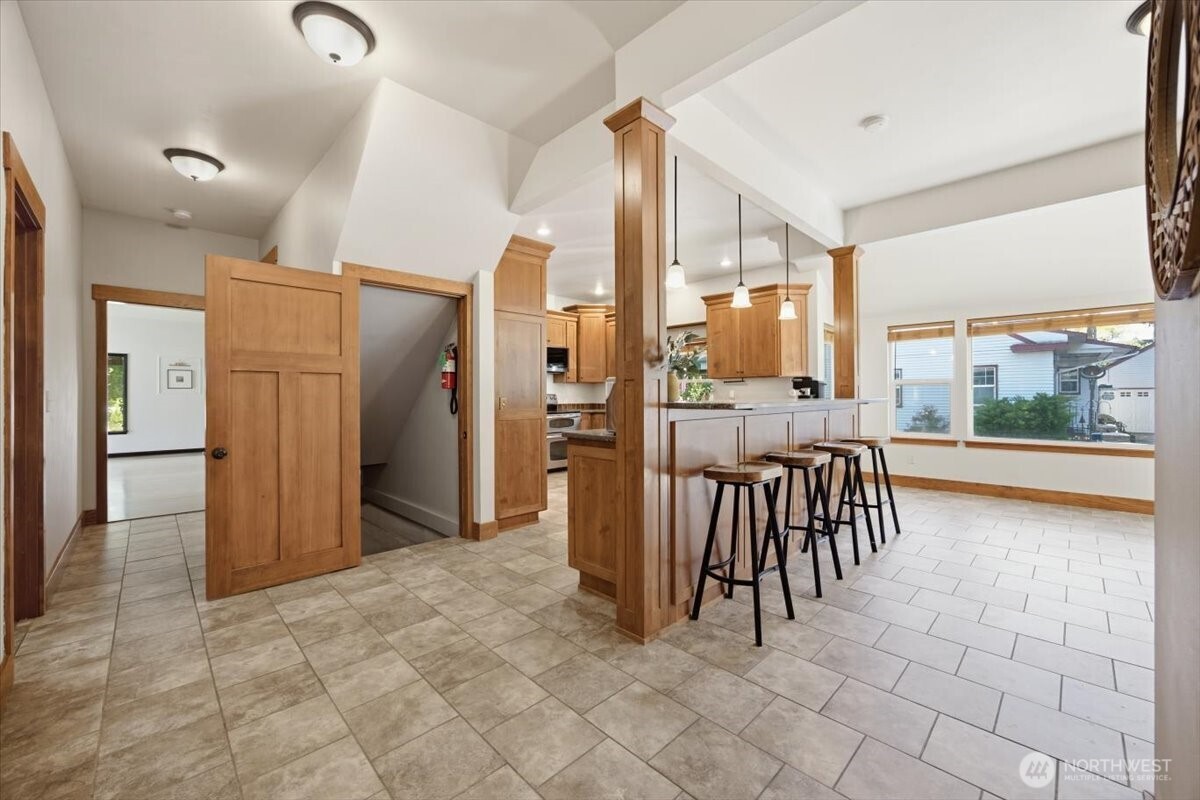 400 Coppei Avenue Property Photo 23