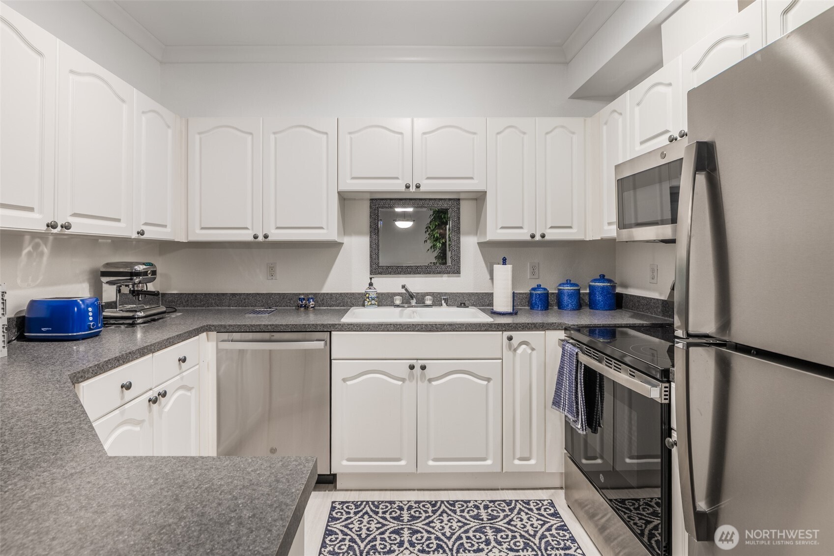 801 N Rainier Avenue F231 Property Photo 6