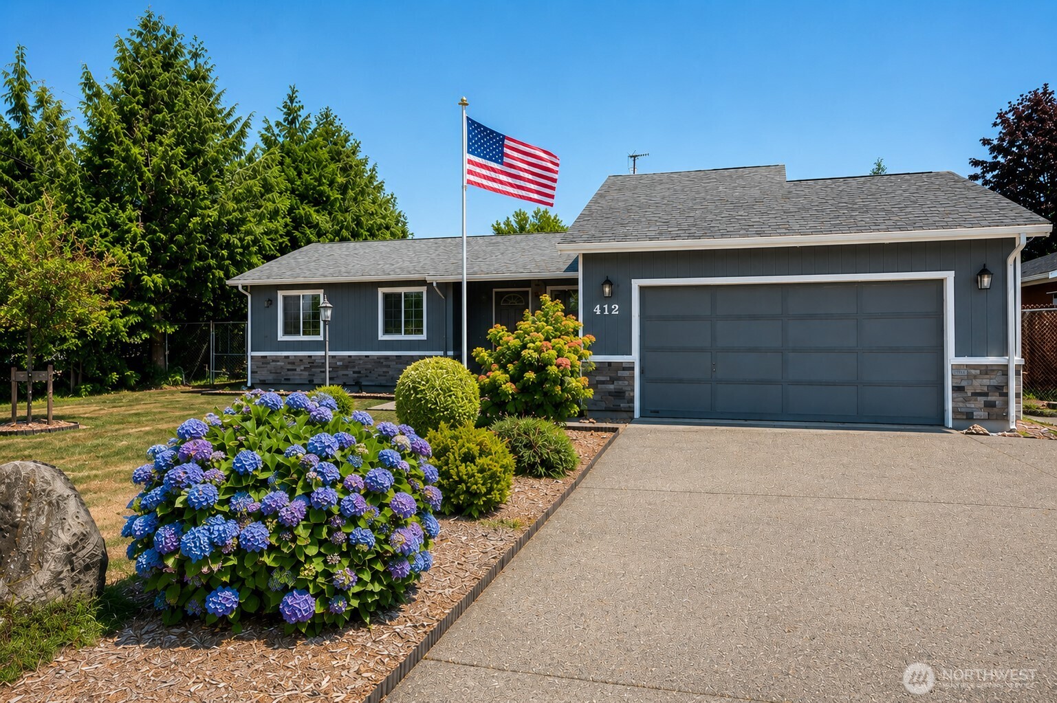 412 Eighth Street Property Photo 1