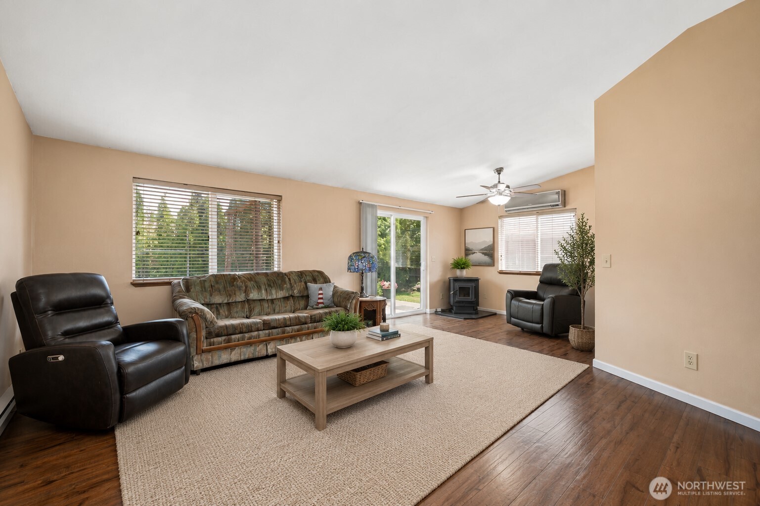 412 Eighth Street Property Photo 5