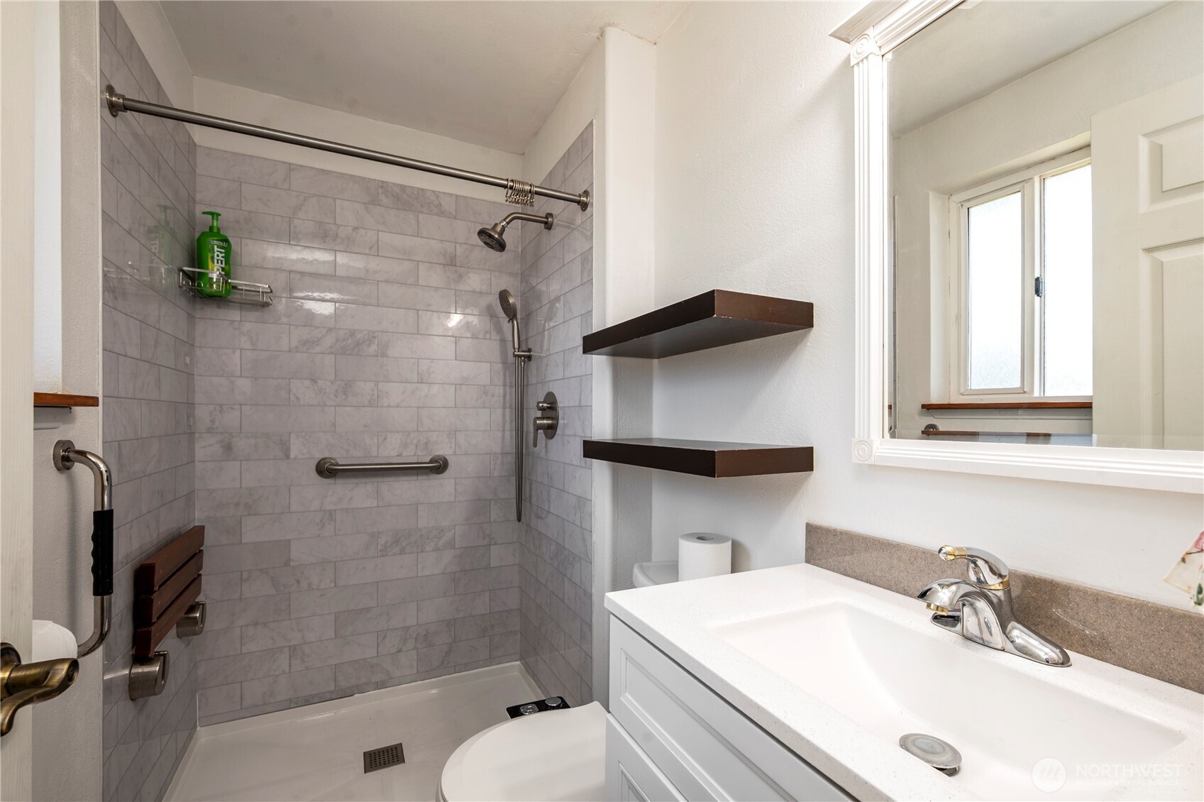 412 Eighth Street Property Photo 12