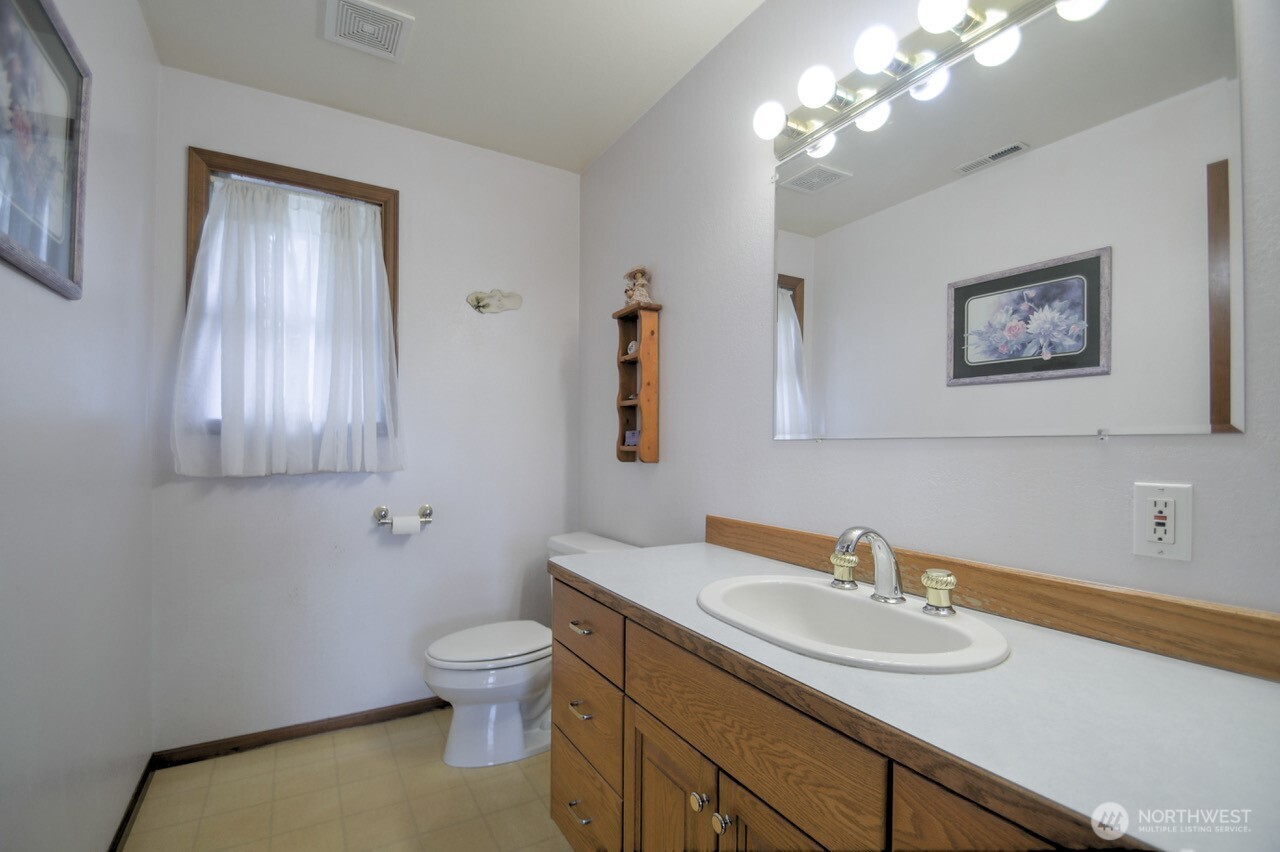 77 Rue Creek Road Property Photo 13
