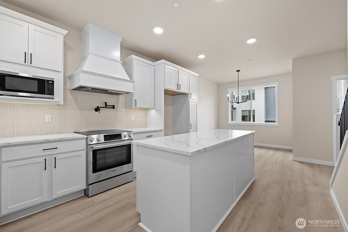 16823 Alder Way H2 Property Photo 18
