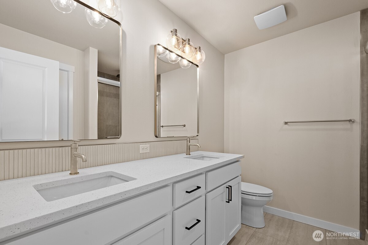 16823 Alder Way H2 Property Photo 34