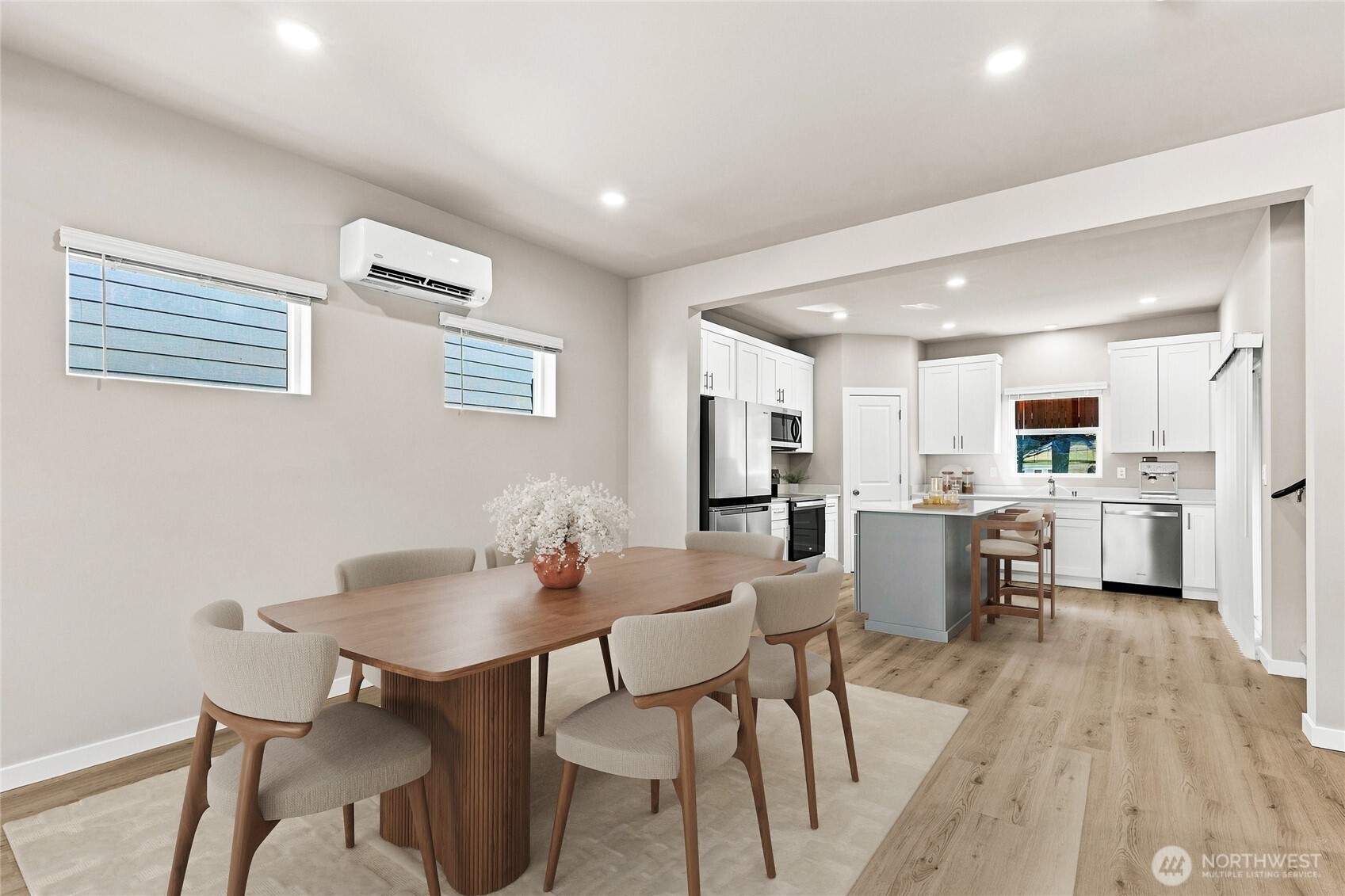 13901 11th Place B Property Photo 8