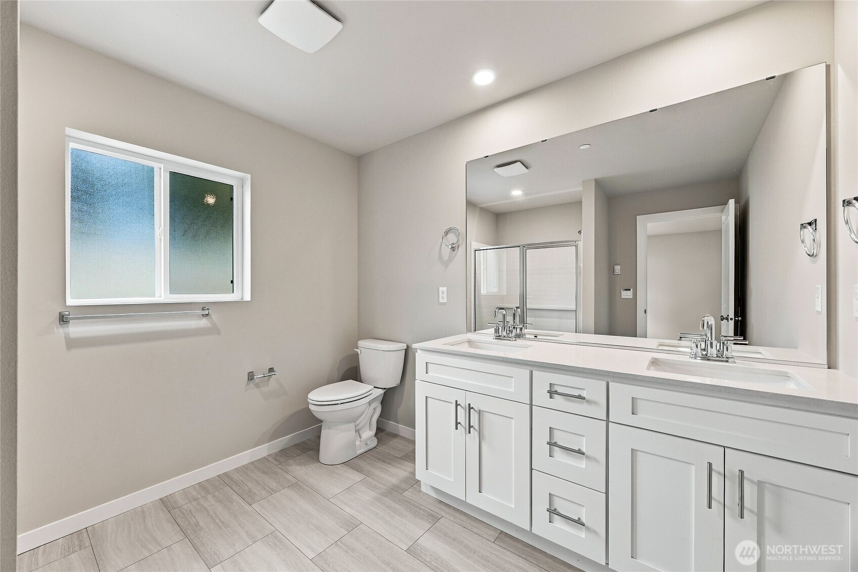 13901 11th Place B Property Photo 13