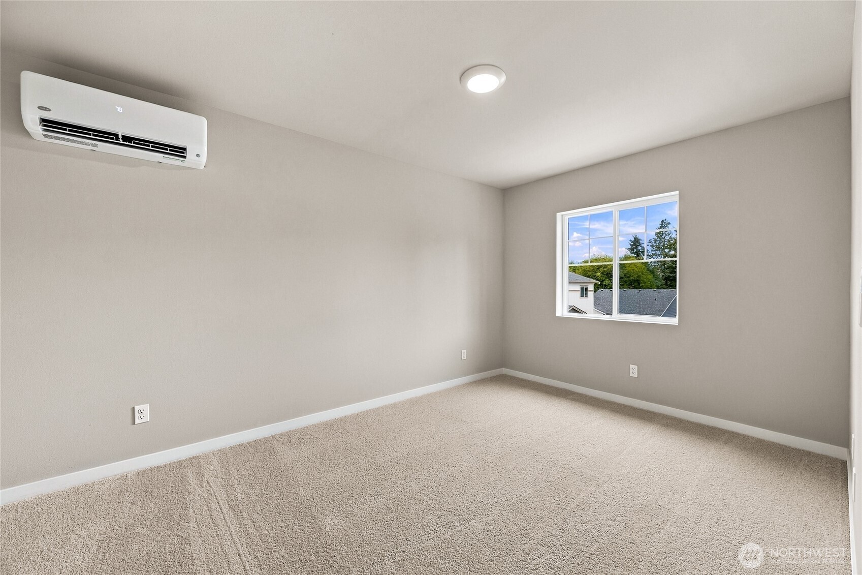 13901 11th Place B Property Photo 17