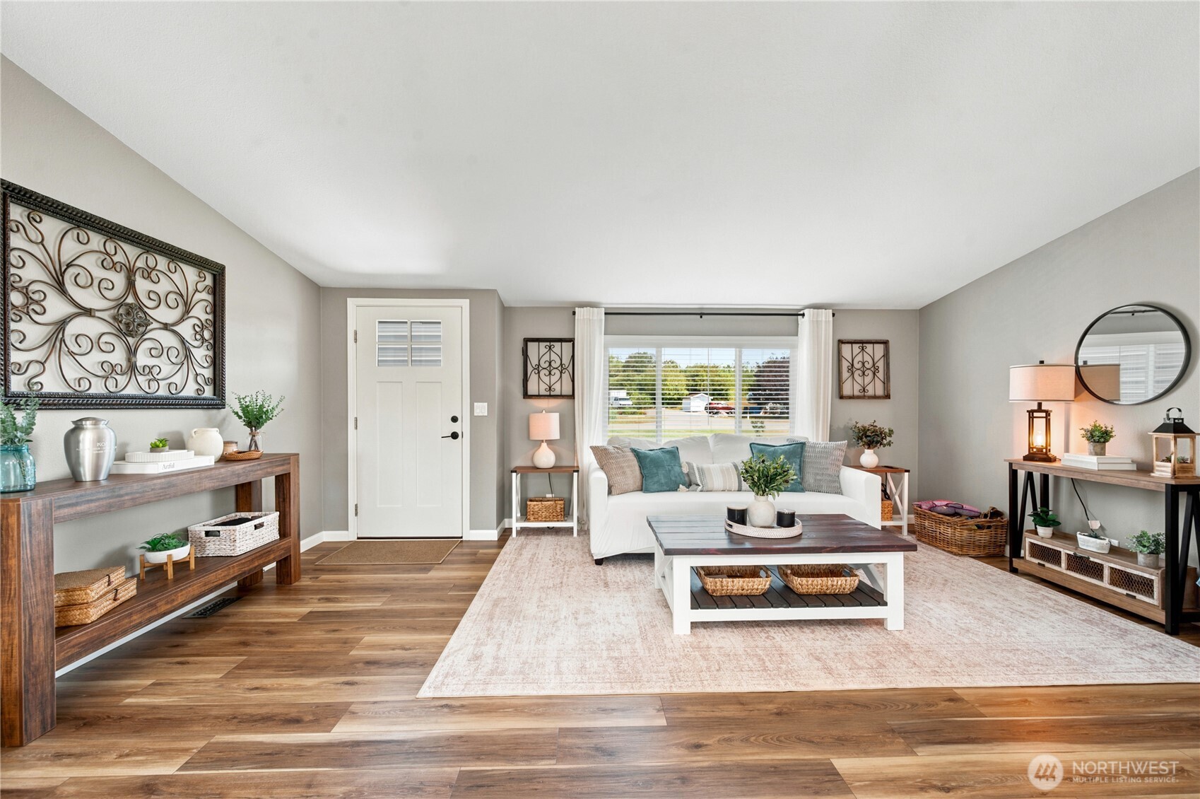5519 Bay Ridge Drive Property Photo 3