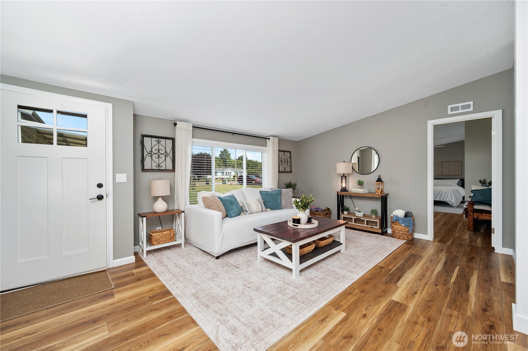 5519 Bay Ridge Drive Property Photo 4
