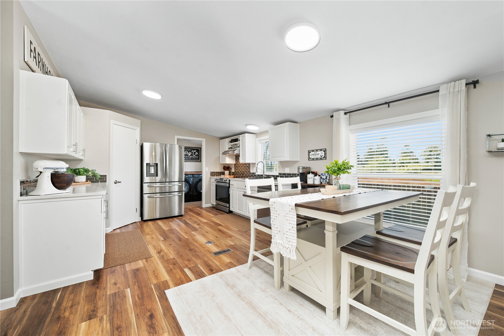 5519 Bay Ridge Drive Property Photo 10