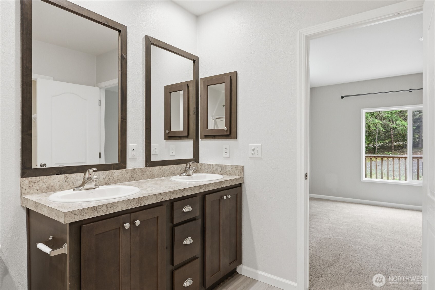 18142 Ne Diamond Drive Property Photo 26