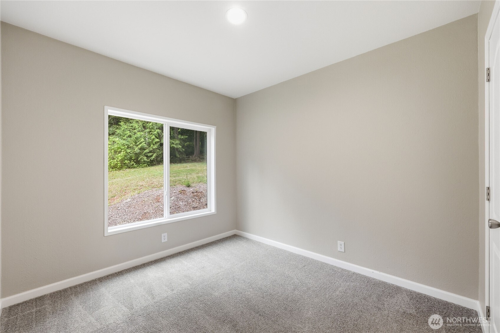 18142 Ne Diamond Drive Property Photo 29