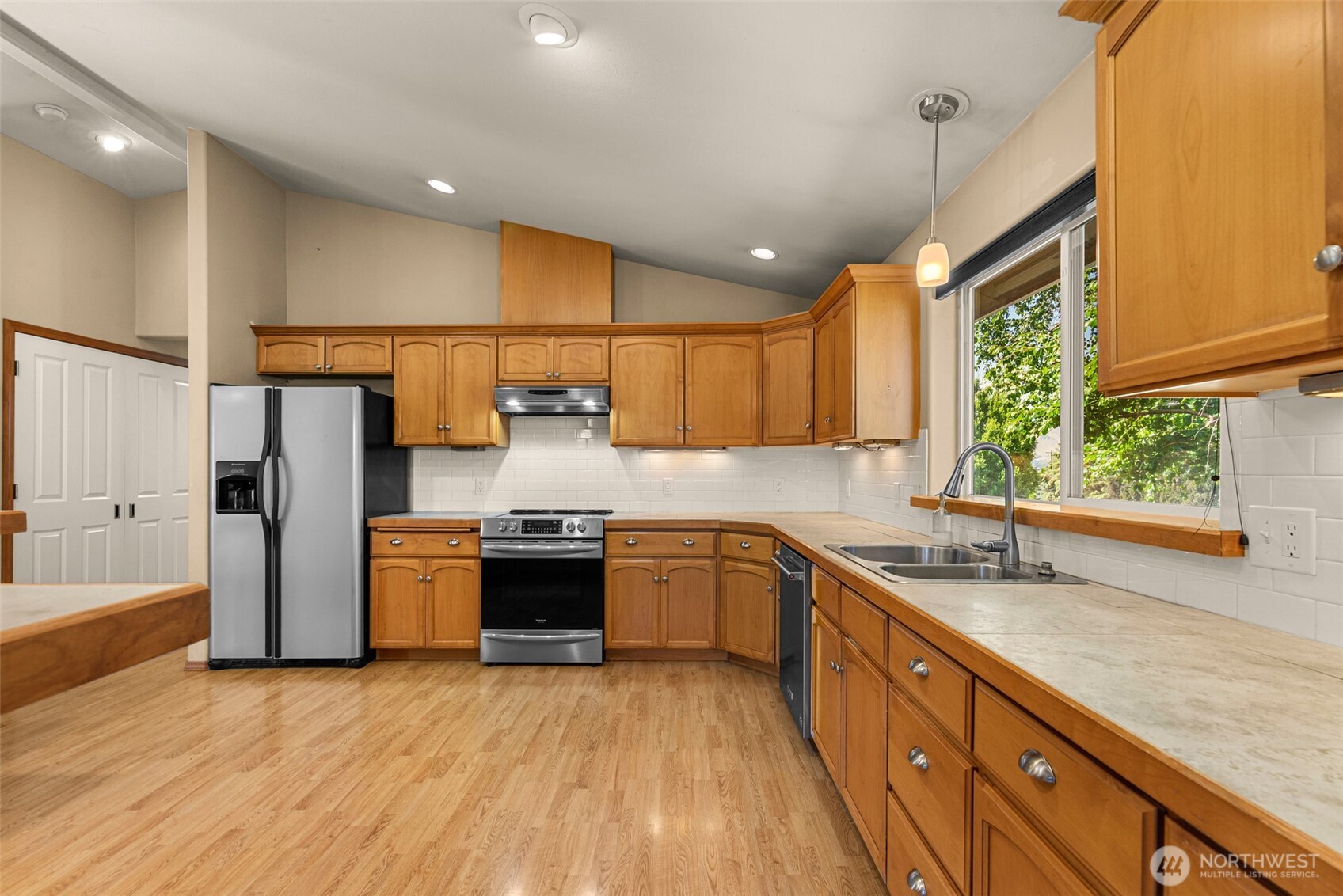 2970 Cascade Ridge Property Photo 11