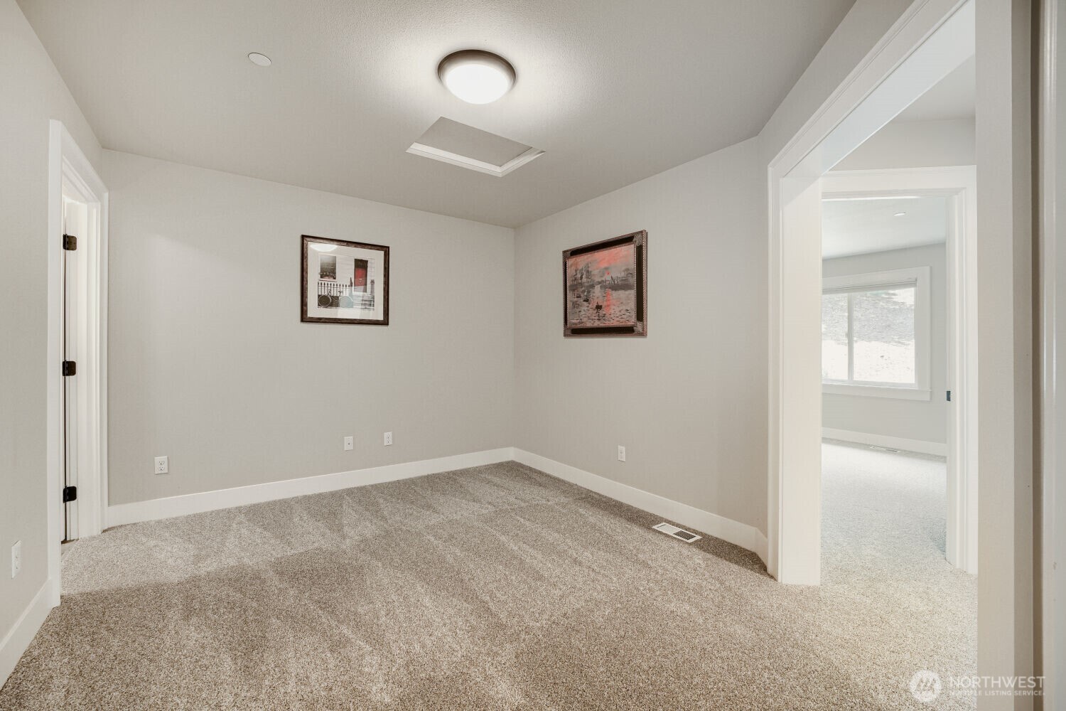 3916 Waller Road Property Photo 33
