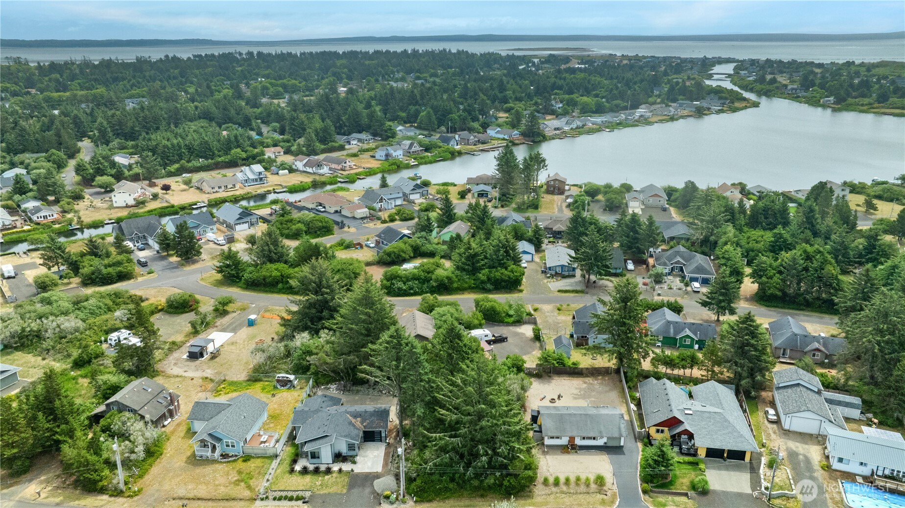 233 S Razor Clam Drive Property Photo 7