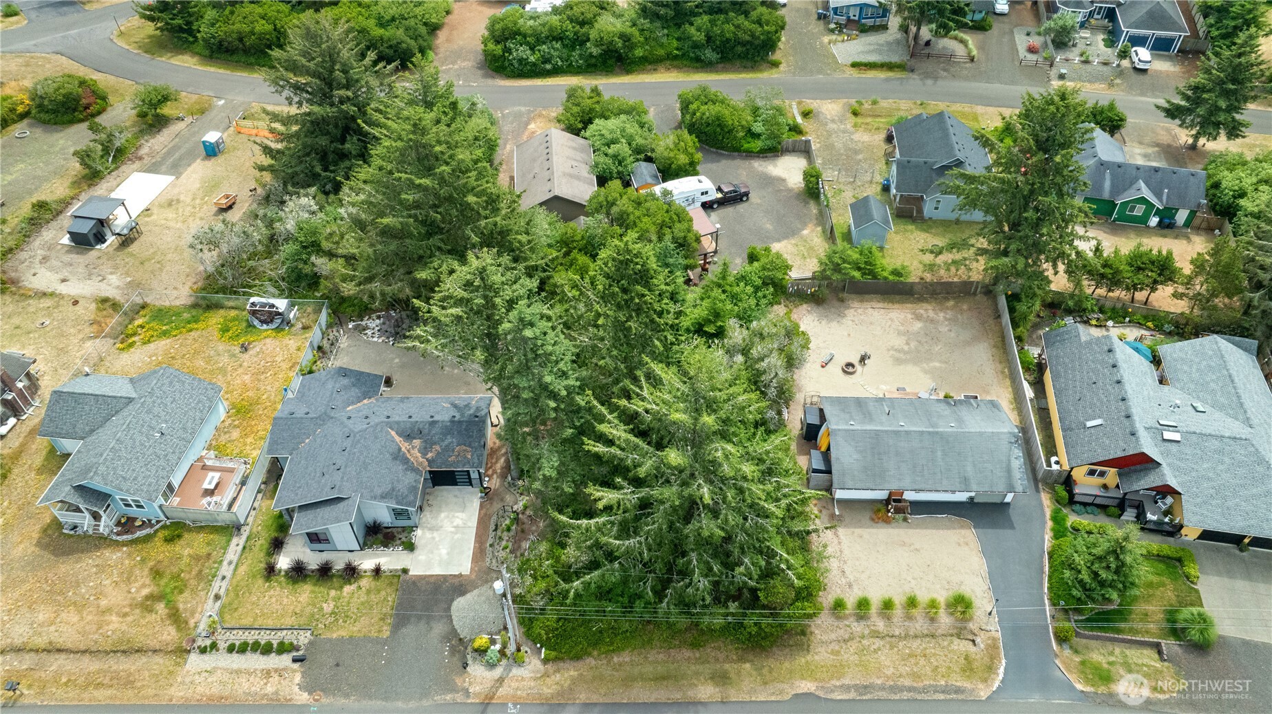 233 S Razor Clam Drive Property Photo 8