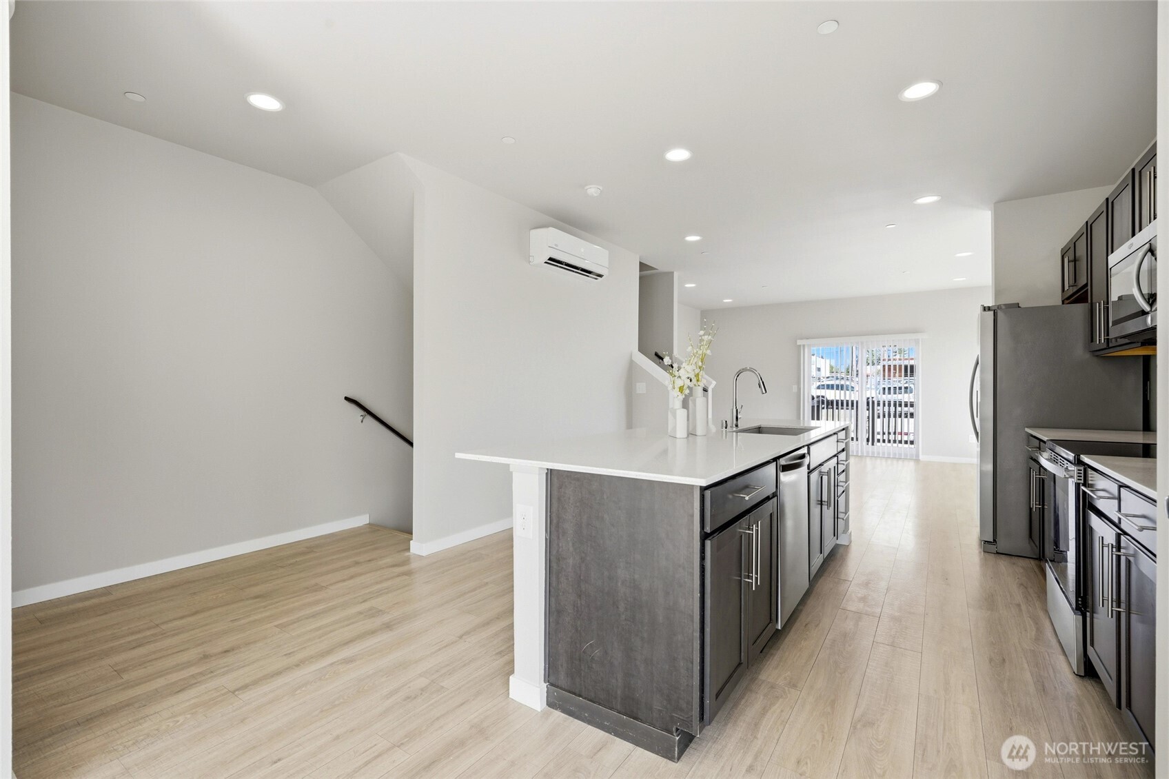 15113 40th Avenue C8 Property Photo 16