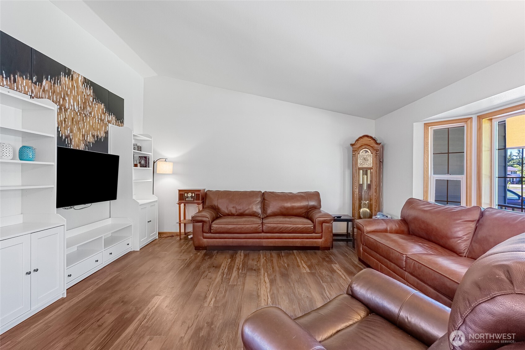 2525 Silves Court Property Photo 5