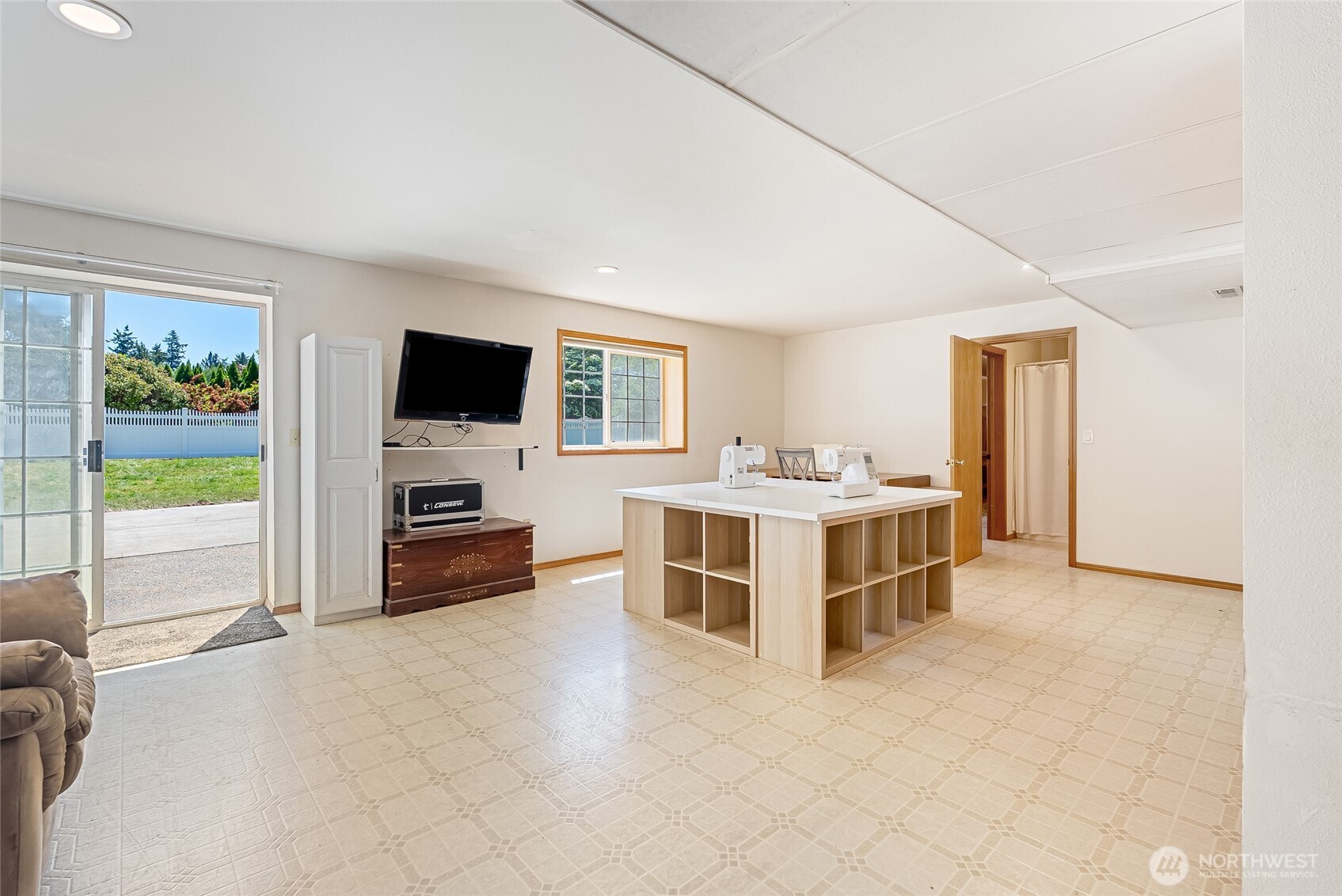 2525 Silves Court Property Photo 25
