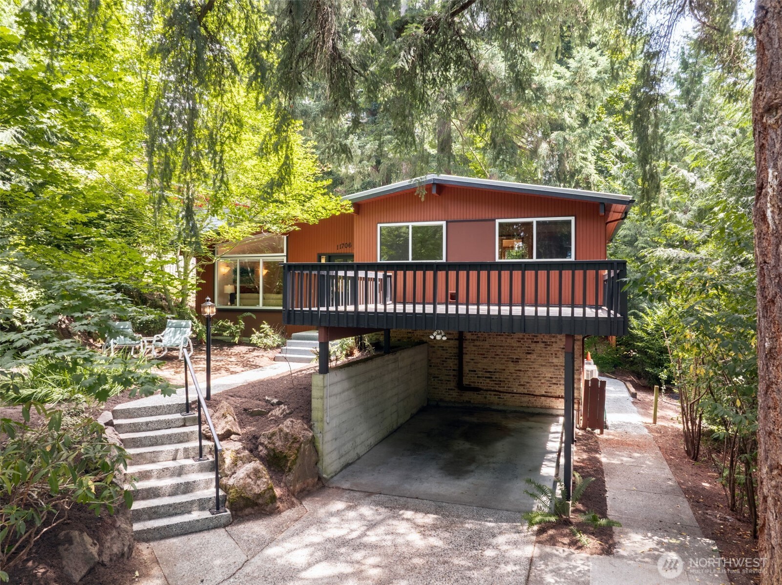 11706 36th Avenue Property Photo 1