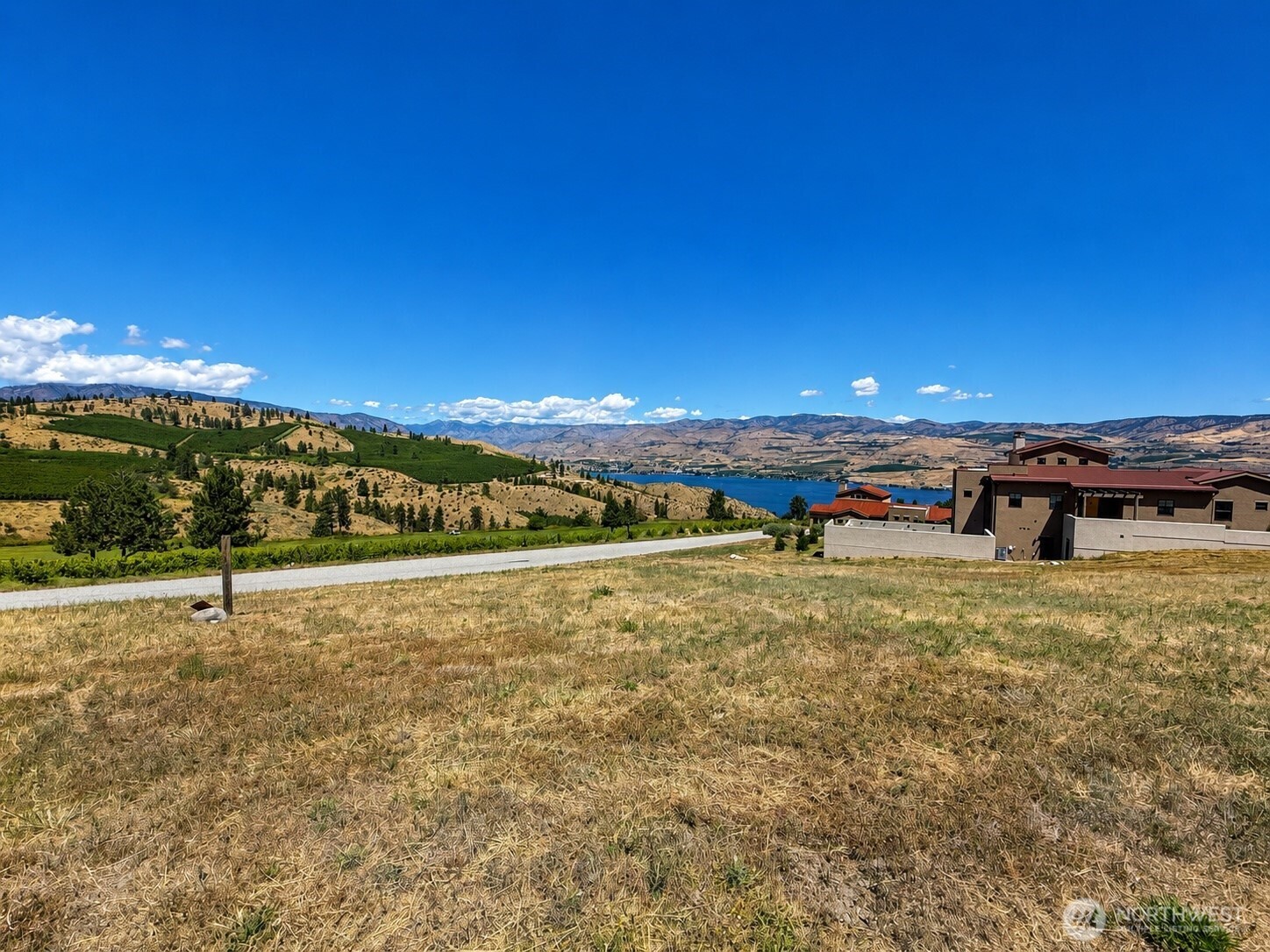 202 Bandera Way Property Photo 3