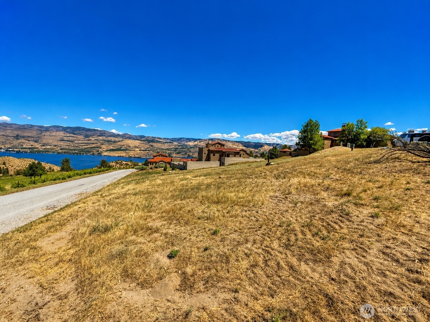202 Bandera Way Property Photo 8