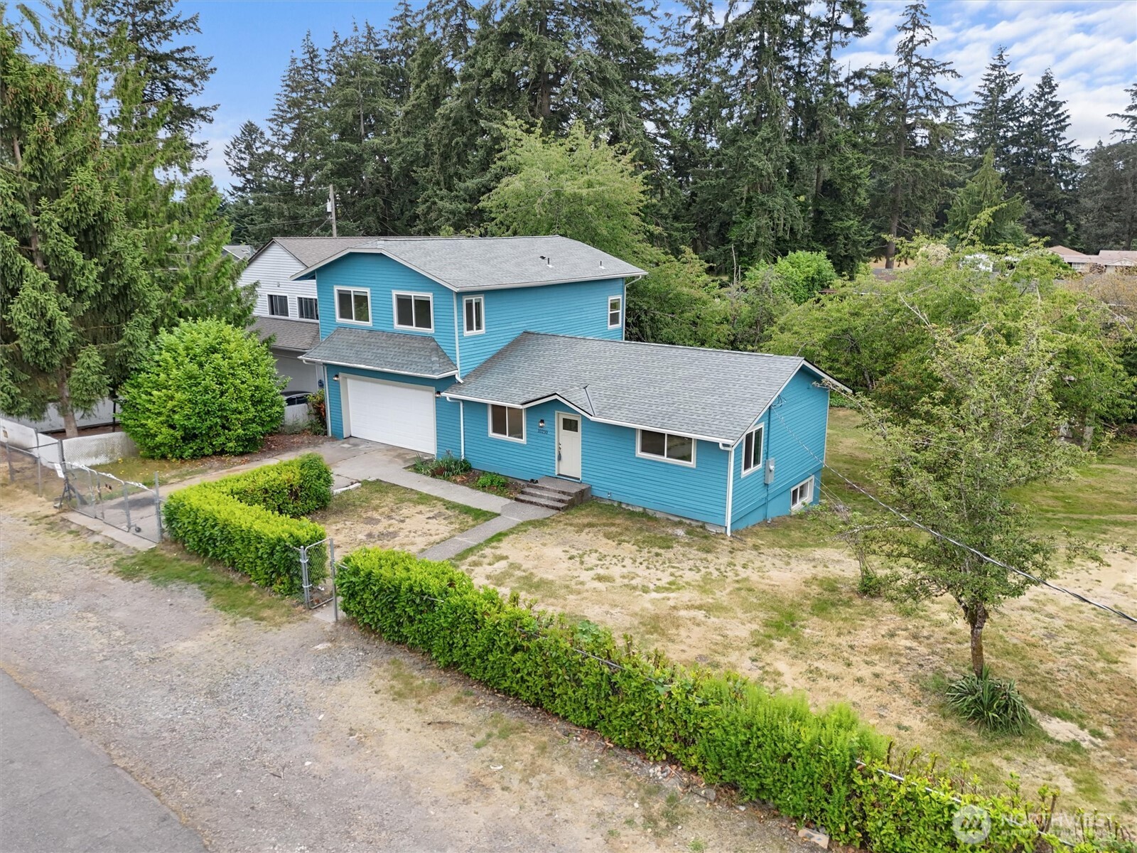 10230 Wilkeson Street Property Photo 2