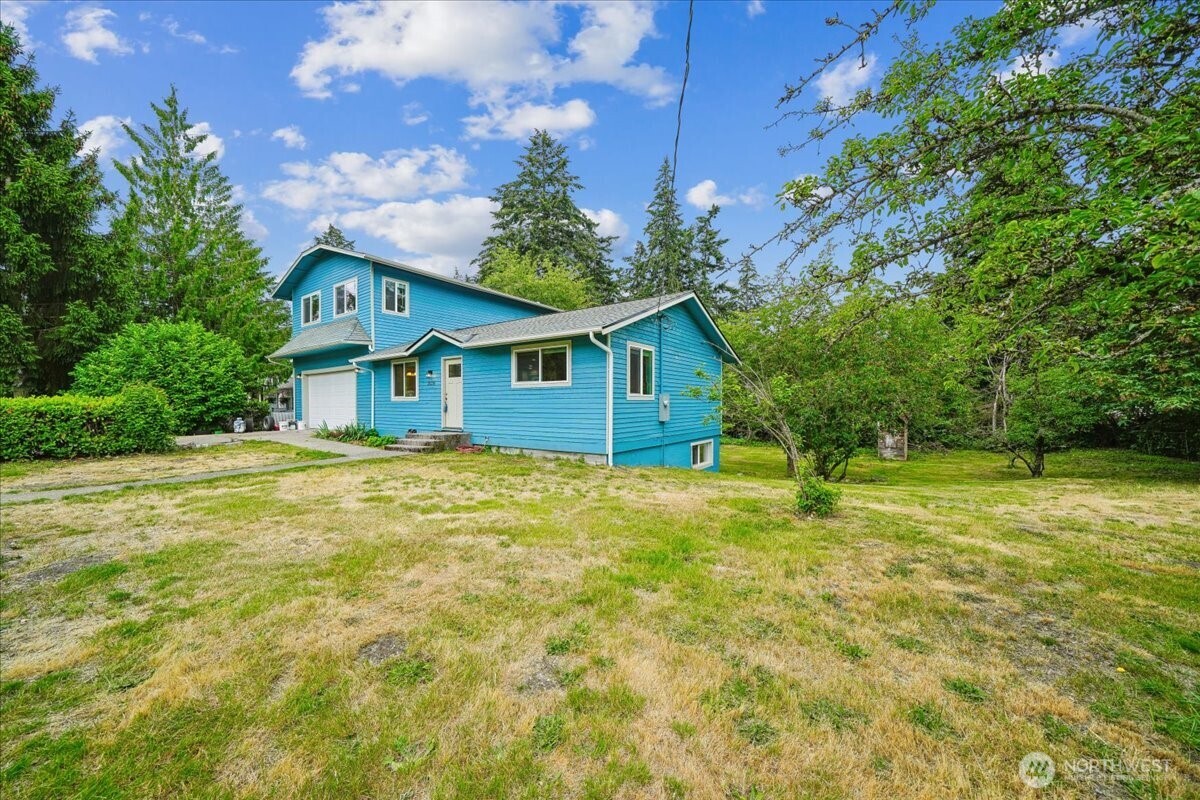 10230 Wilkeson Street Property Photo 4