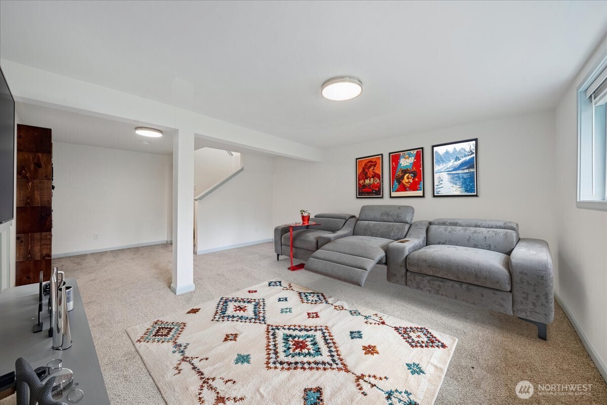 10230 Wilkeson Street Property Photo 26