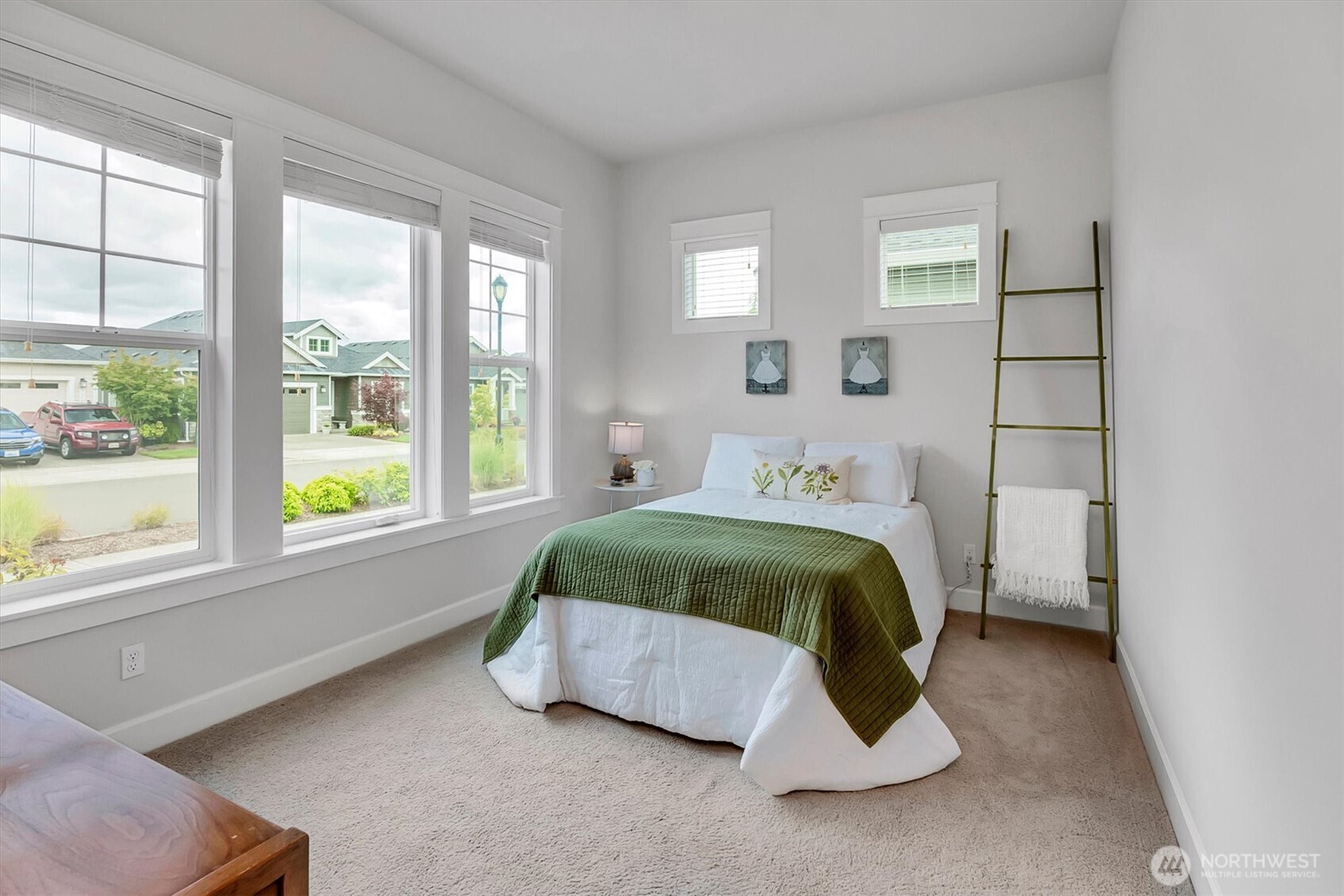 3425 Arrowroot Street Property Photo 28