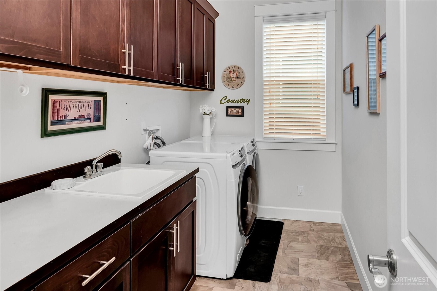 3425 Arrowroot Street Property Photo 31
