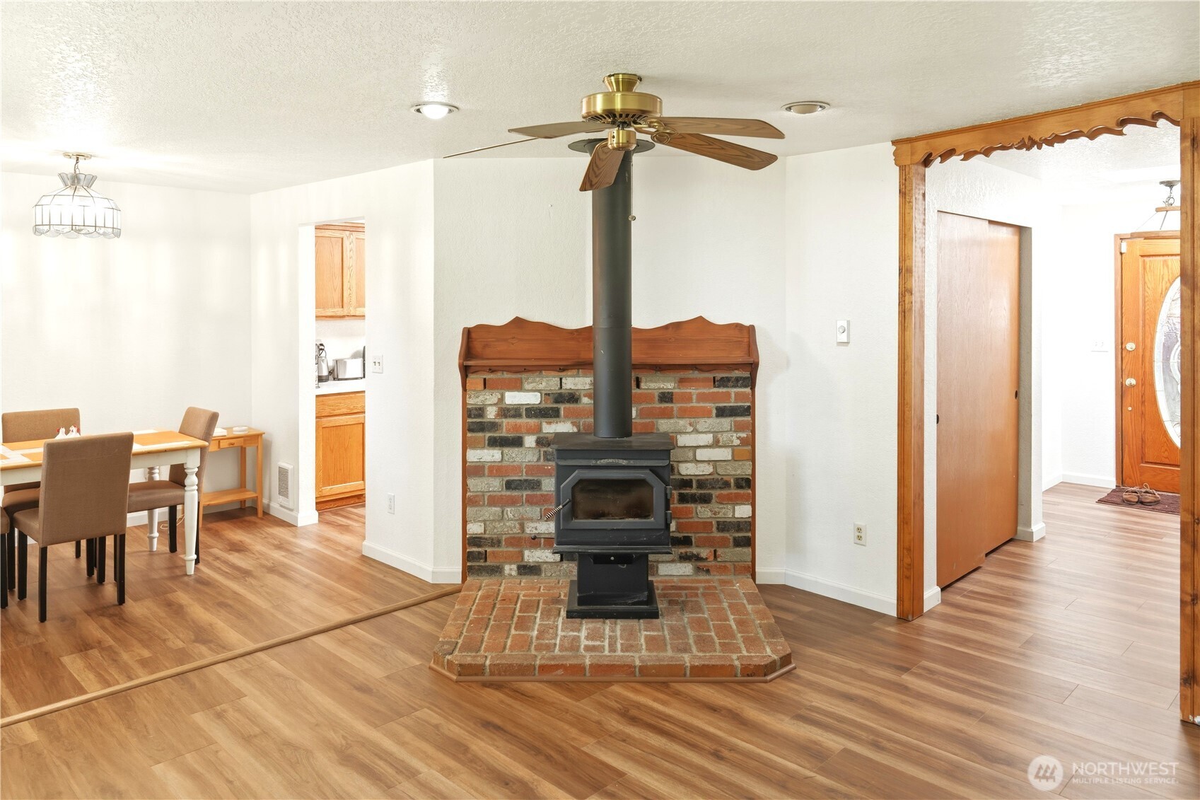 11716 26th Street Property Photo 6