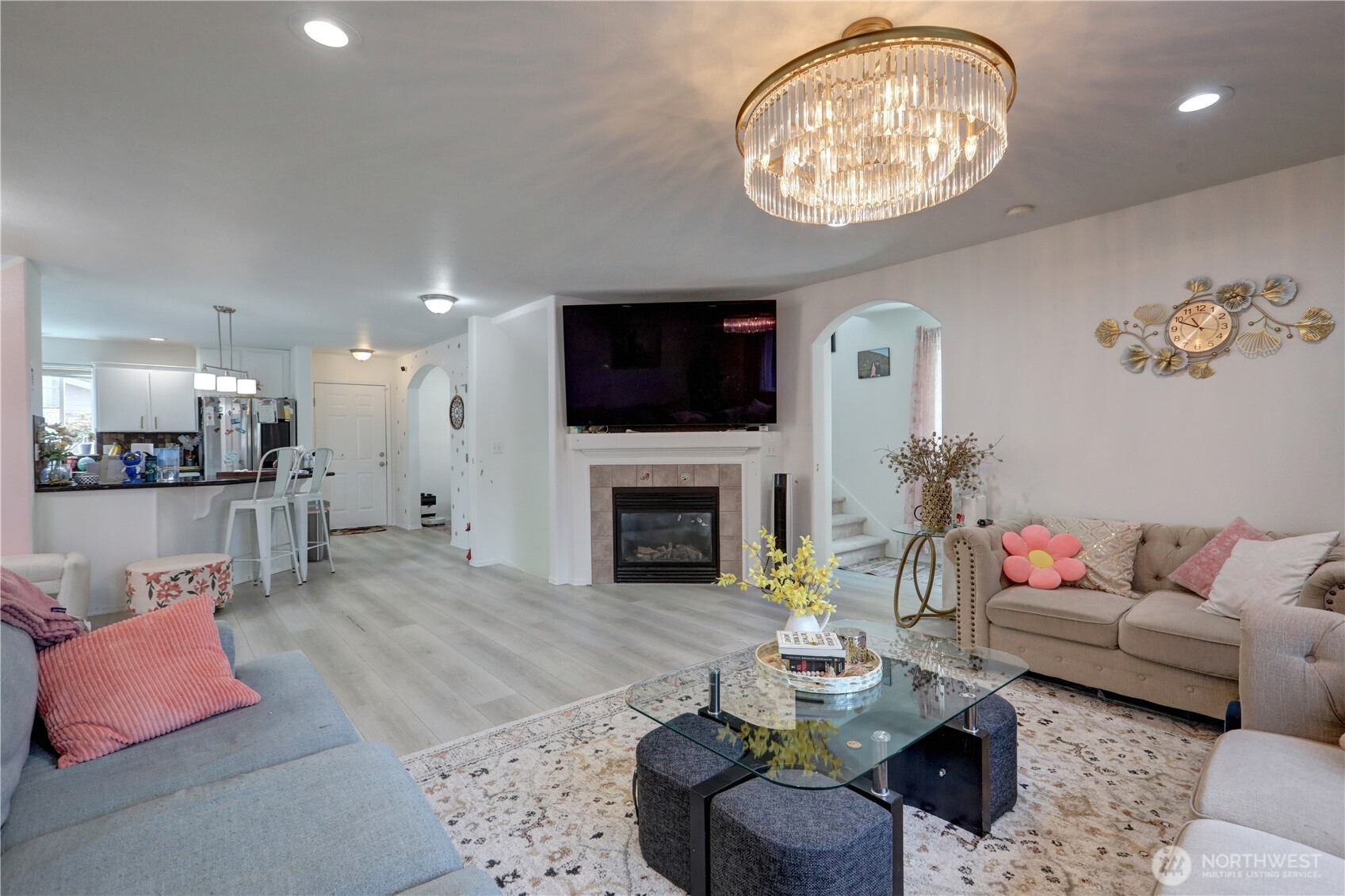 13021 12th Place Property Photo 4