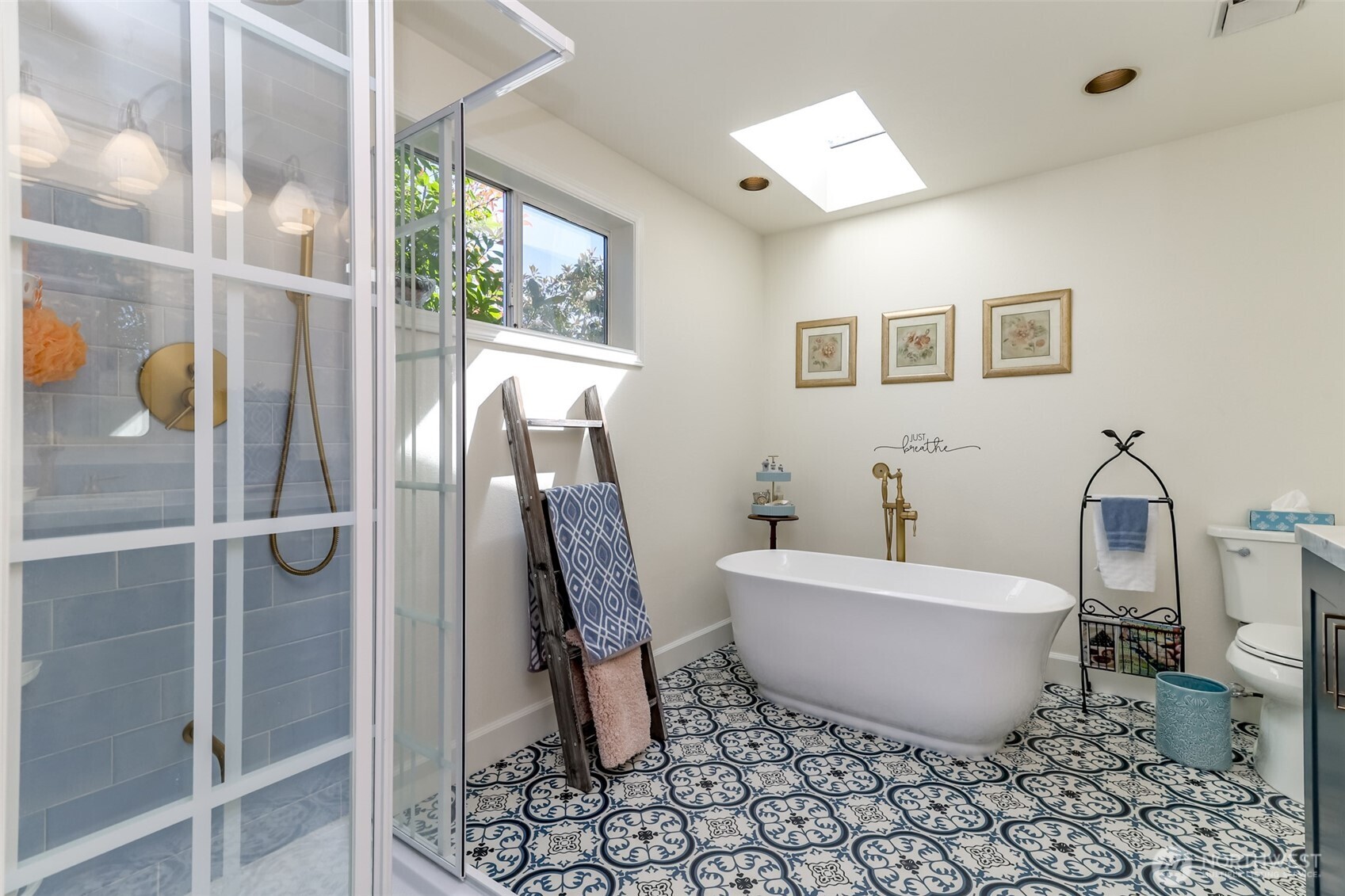 5531 Beverly Avenue Property Photo 4