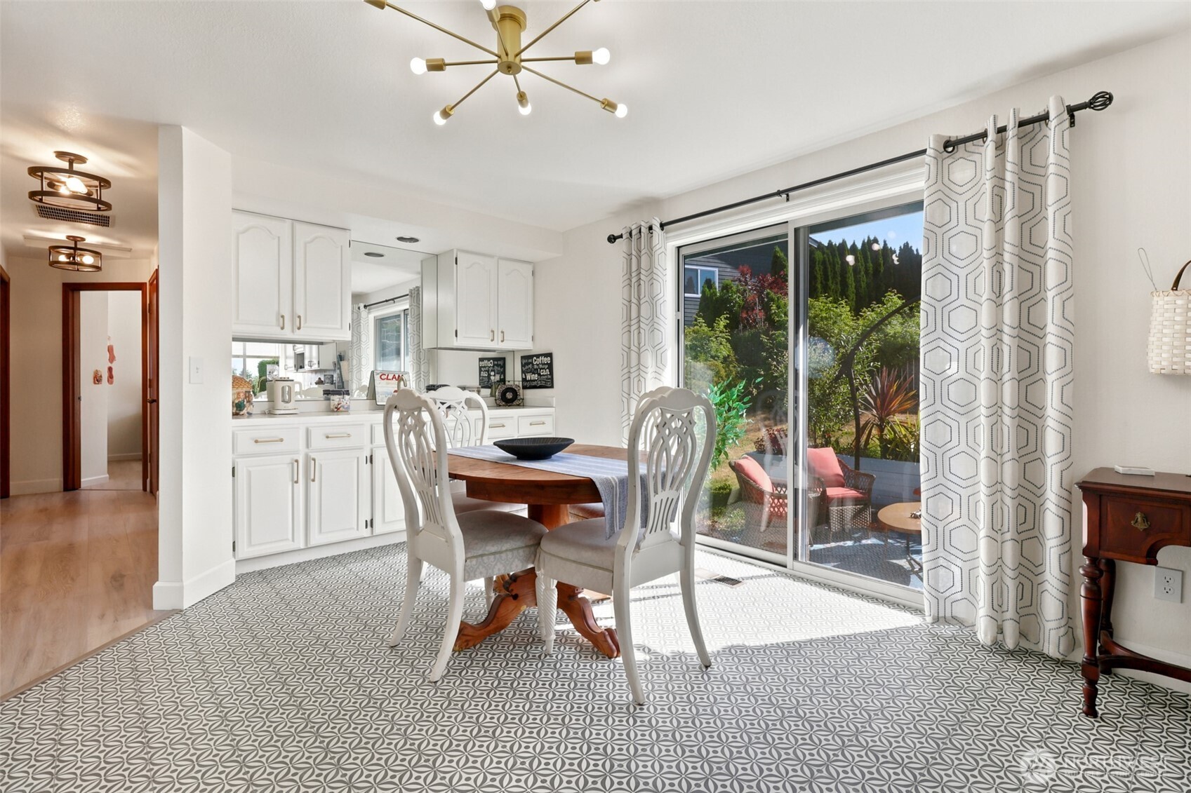 5531 Beverly Avenue Property Photo 15