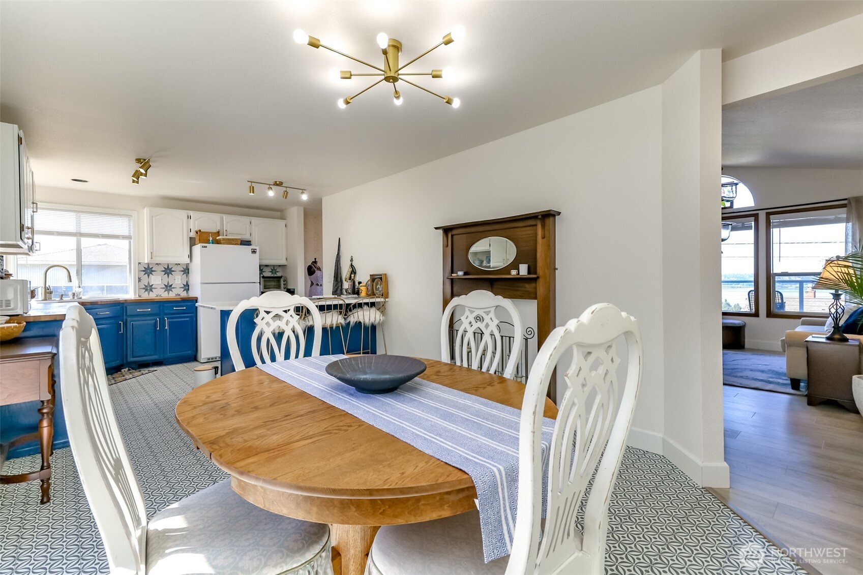 5531 Beverly Avenue Property Photo 18