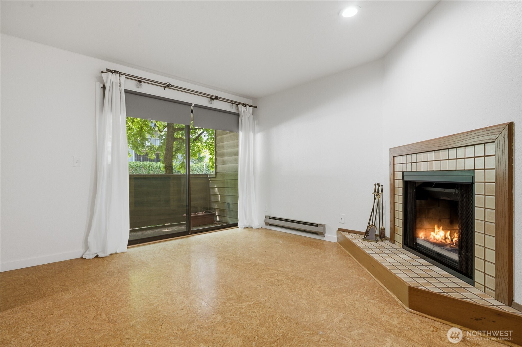 9512 1st Avenue 202 Property Photo 6