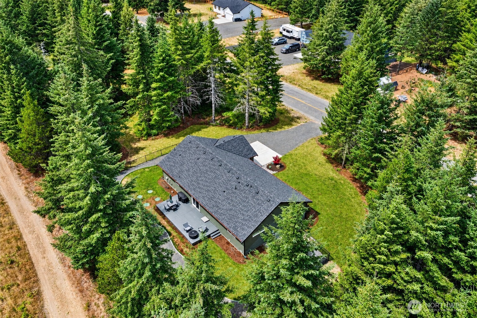 911 W California Road Property Photo 1