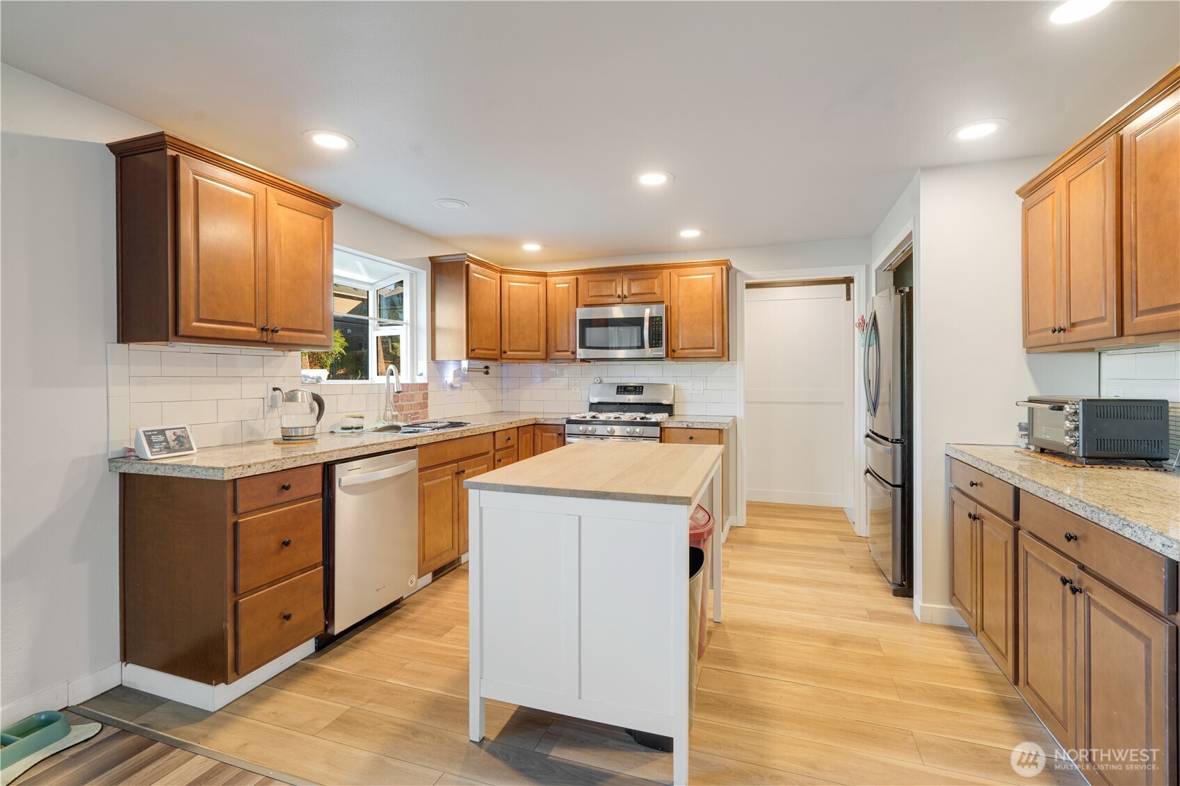 103 91st Avenue Property Photo 12