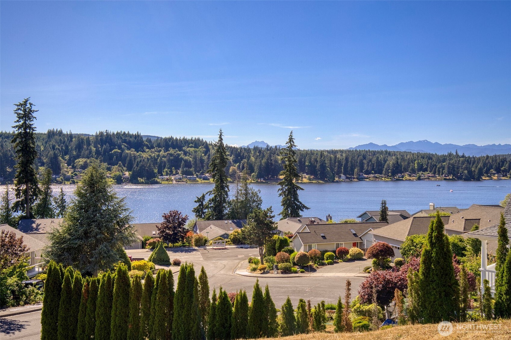 6044 Sandpiper Court Property Photo 16