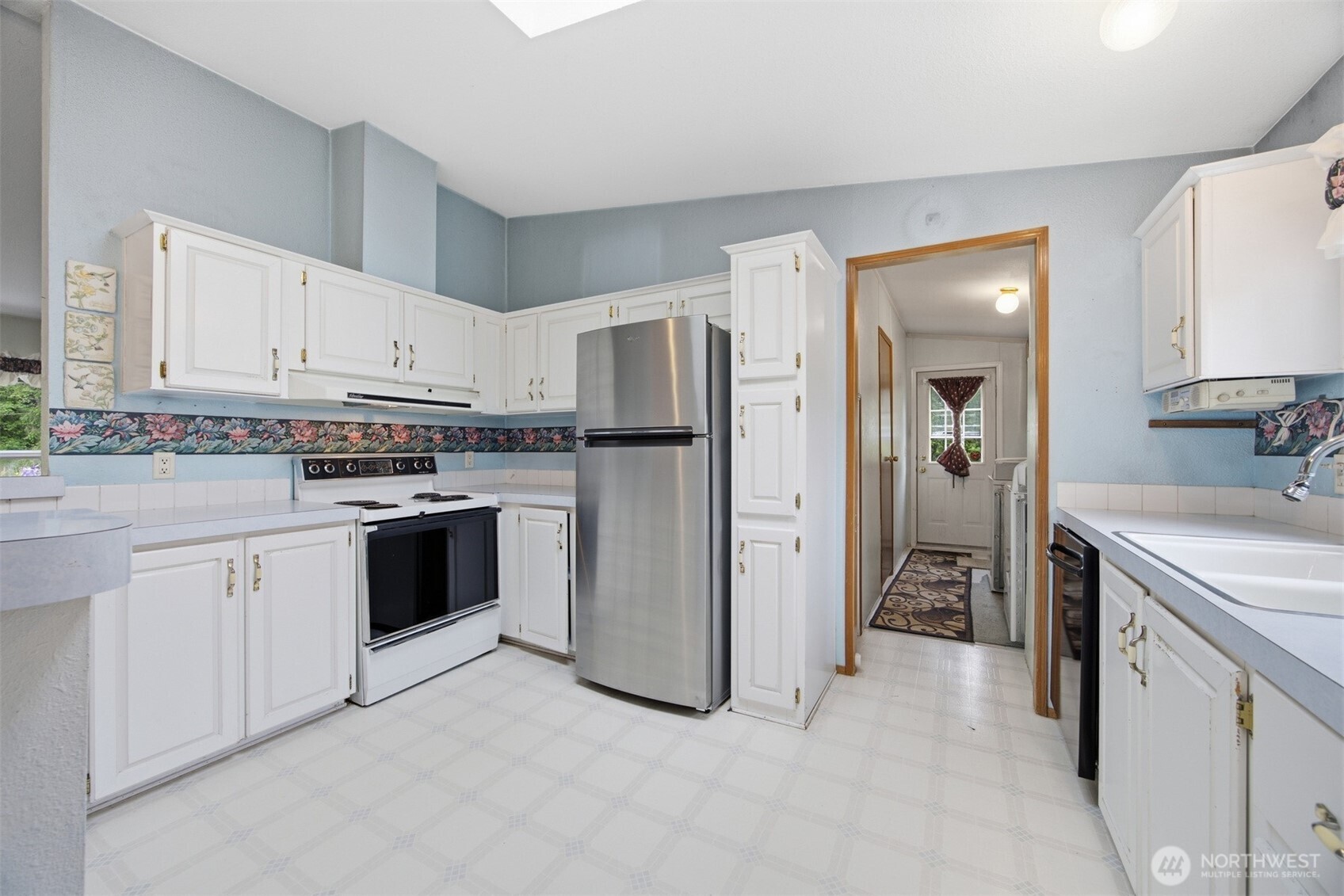 3908 Holtzheimer Trail Property Photo 11