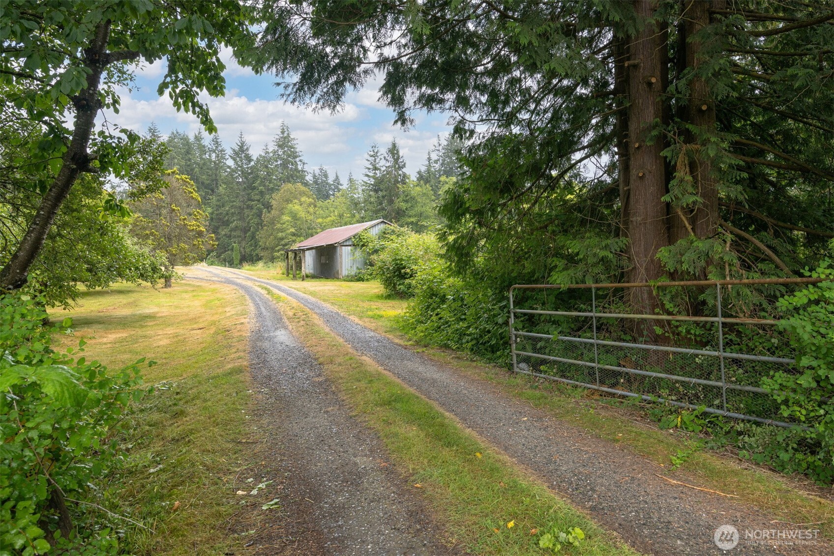 3908 Holtzheimer Trail Property Photo 33