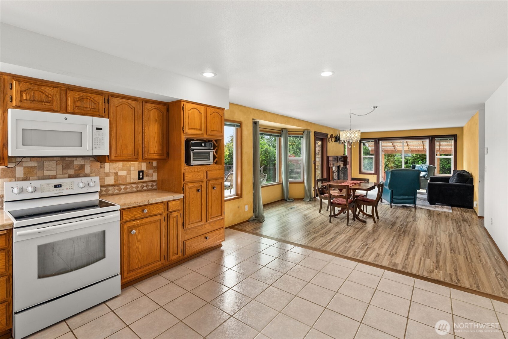 526 Sunset Avenue Property Photo 13