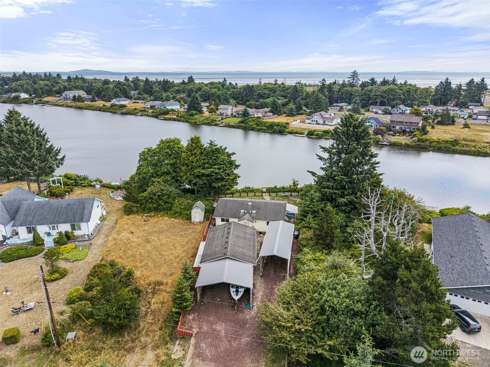 526 Sunset Avenue Property Photo 26