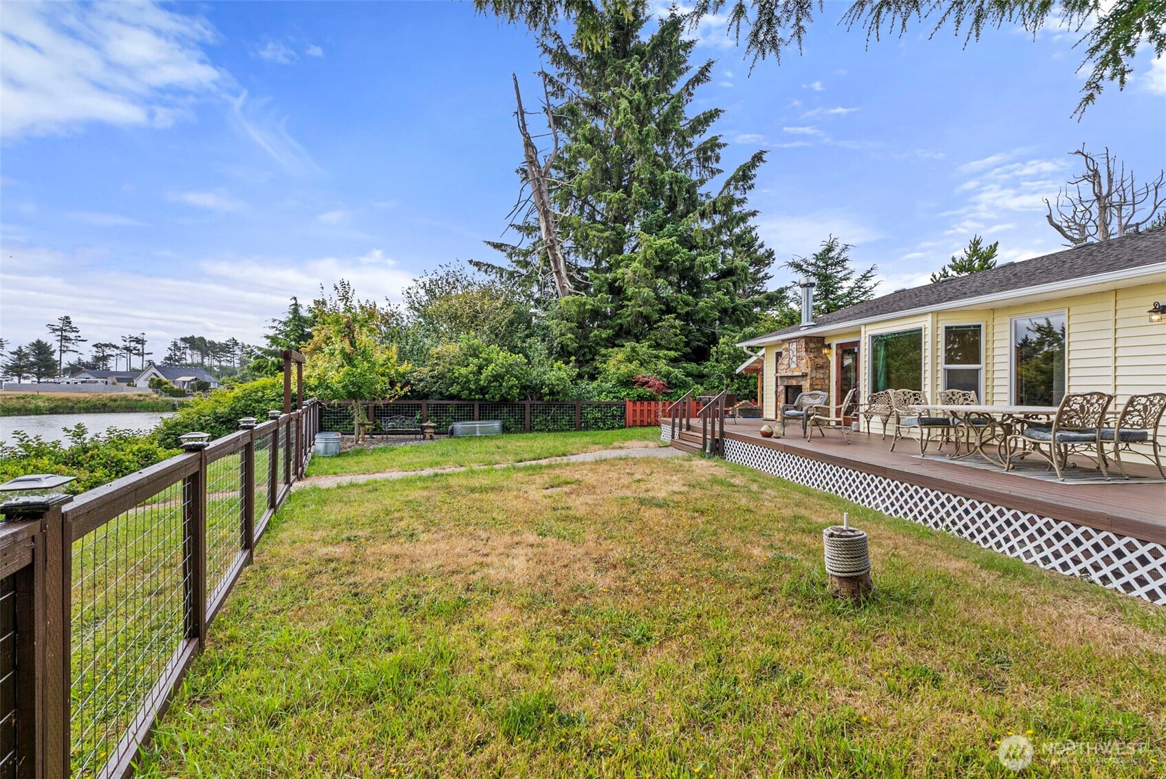 526 Sunset Avenue Property Photo 28