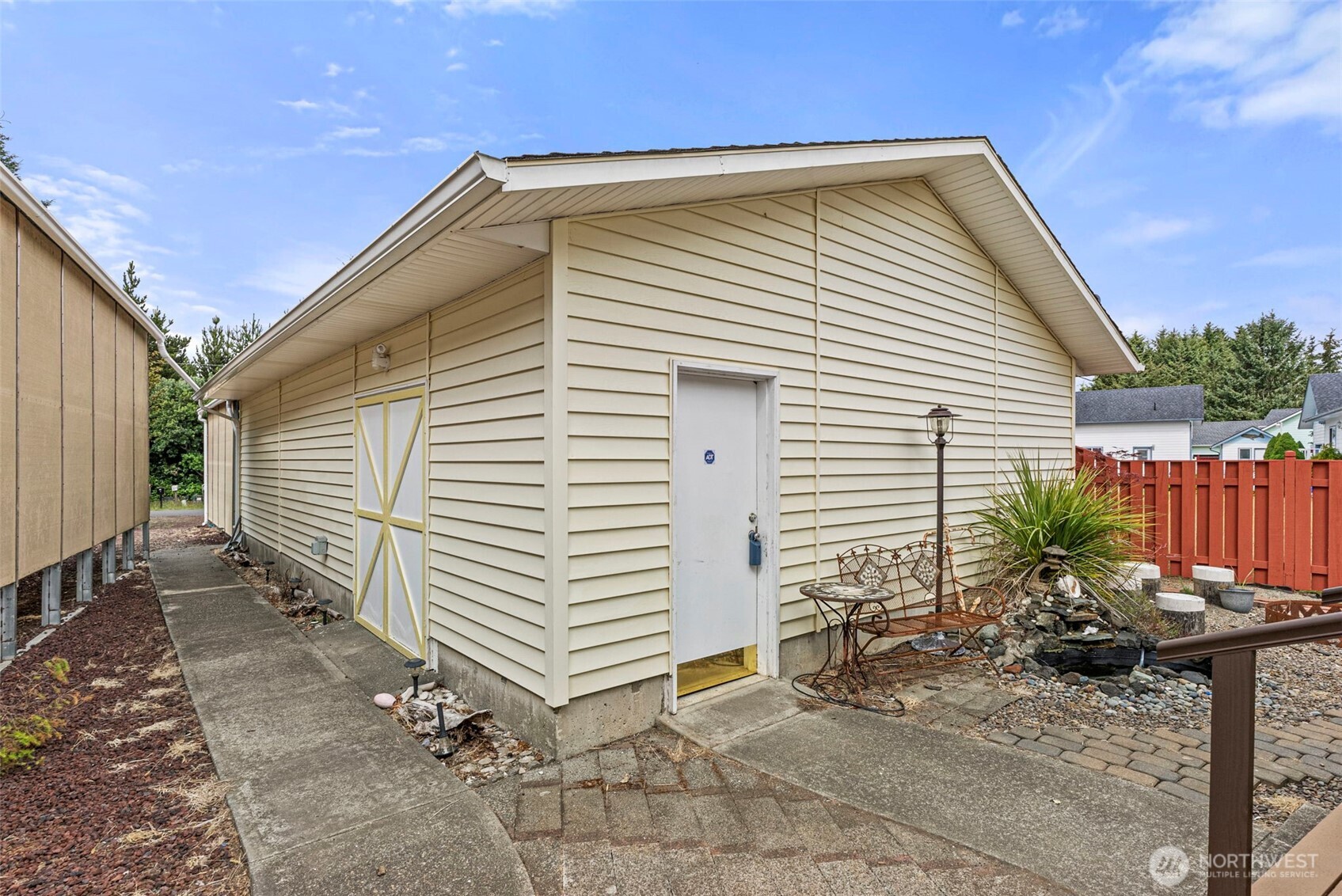 526 Sunset Avenue Property Photo 35