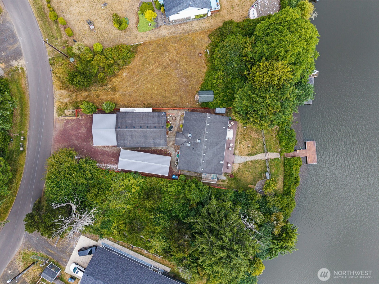 526 Sunset Avenue Property Photo 40