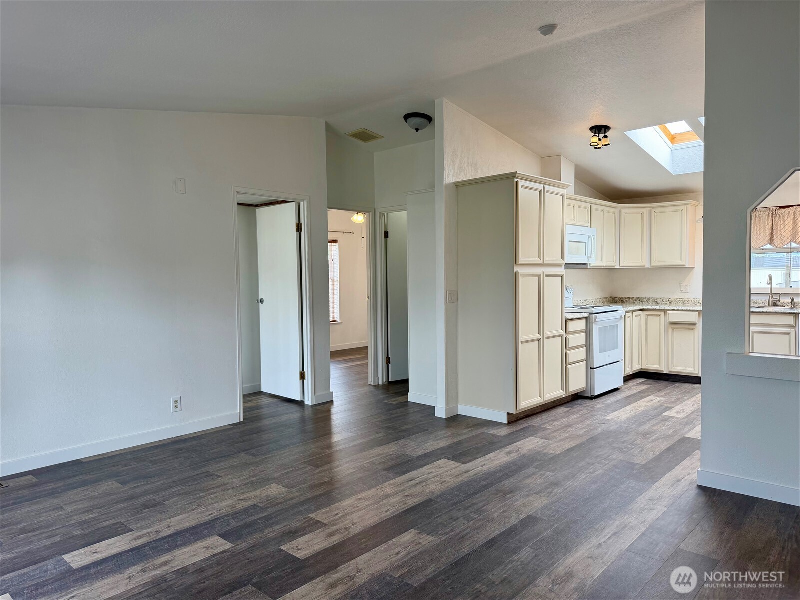 222 Maple Avenue 35 Property Photo 10