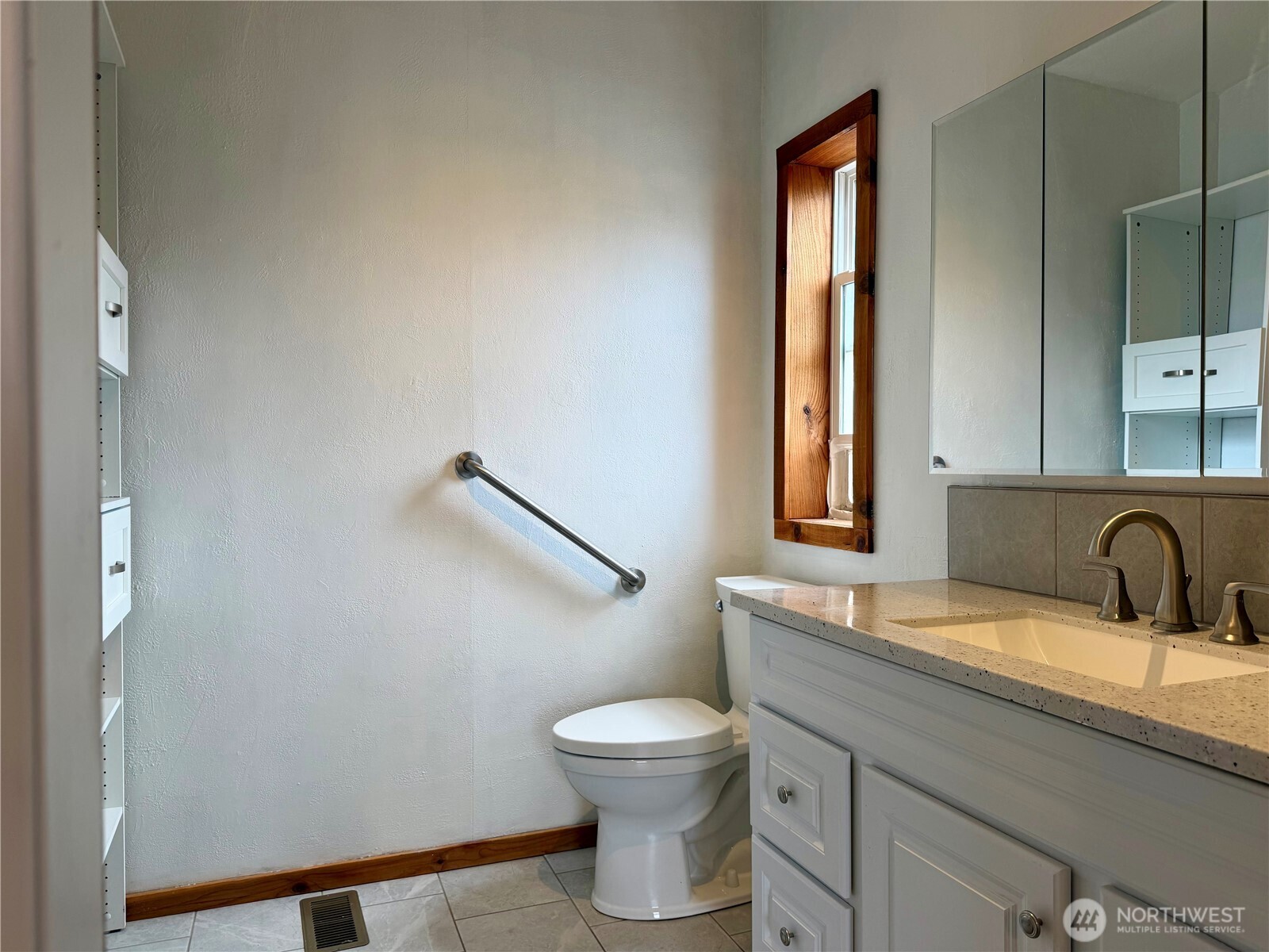 222 Maple Avenue 35 Property Photo 15