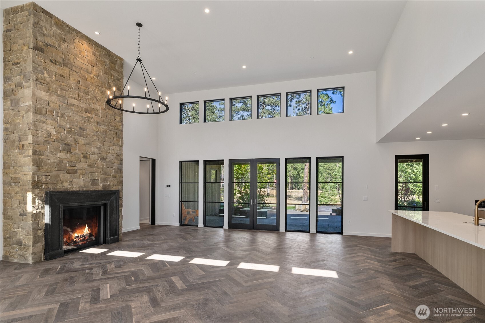 1791 Wanawish Loop Property Photo 8